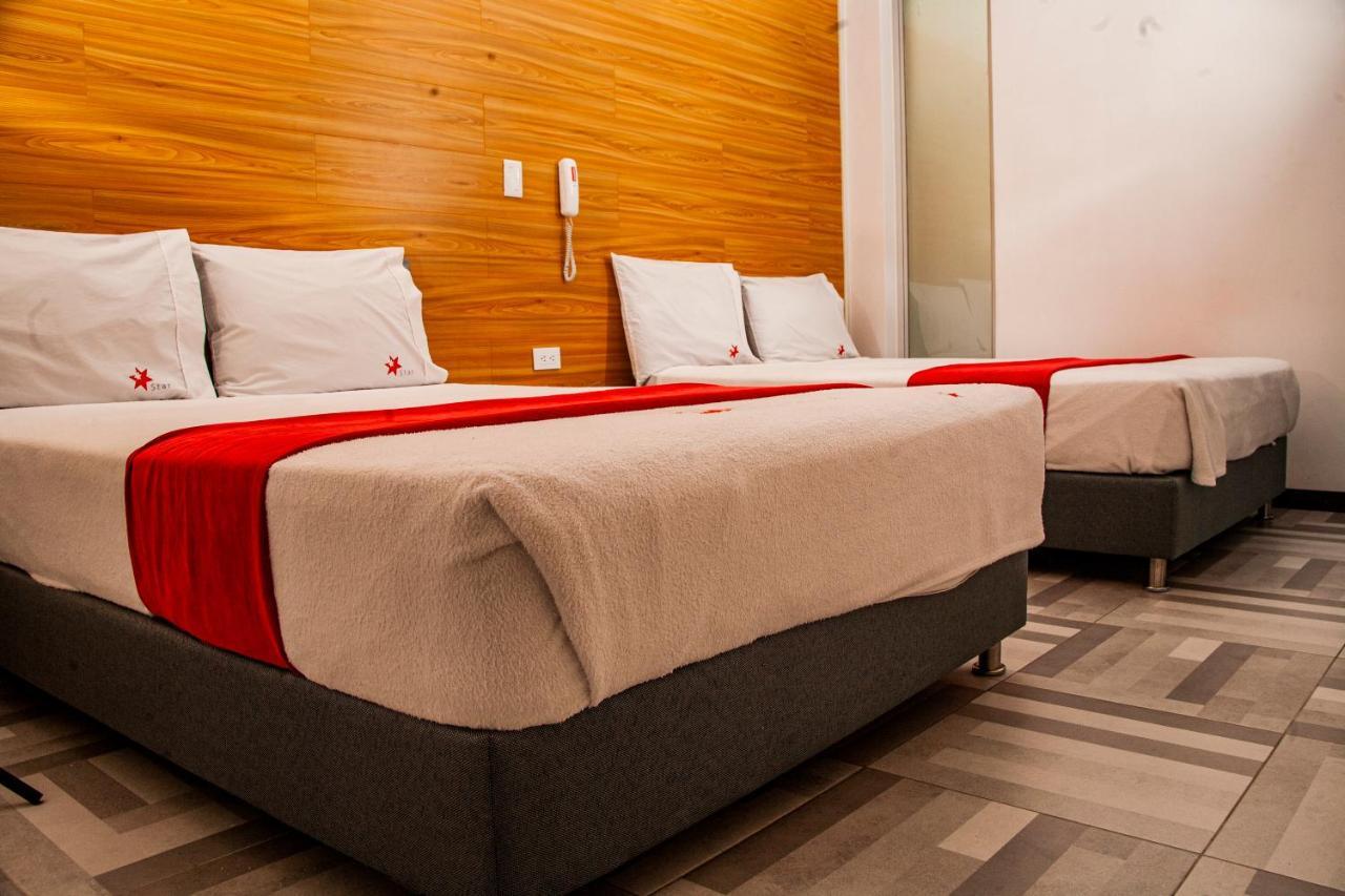 Hotel Star Pasto Bagian luar foto